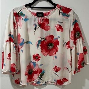🌸3/$20 W5 Women’s Floral Blouse with Bell Sleeves Small Medium Cottagecore